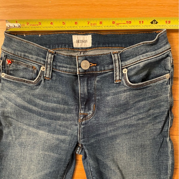 EUC Women’s Hudson Krista Super Skinny Medium Wash Cotton distressed jeans sz 26 - Picture 8 of 13